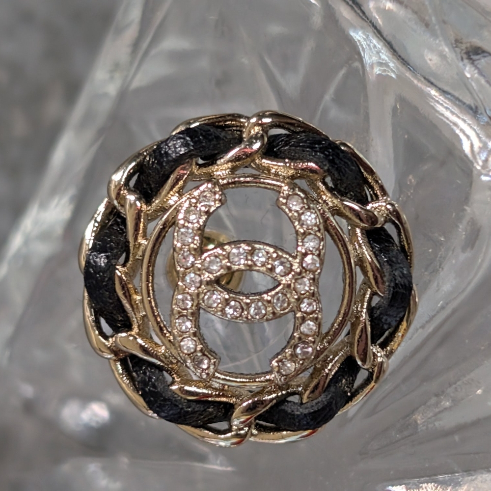 CHANEL Elegant Black and Gold Earrings✨ - Picture 7 of 11